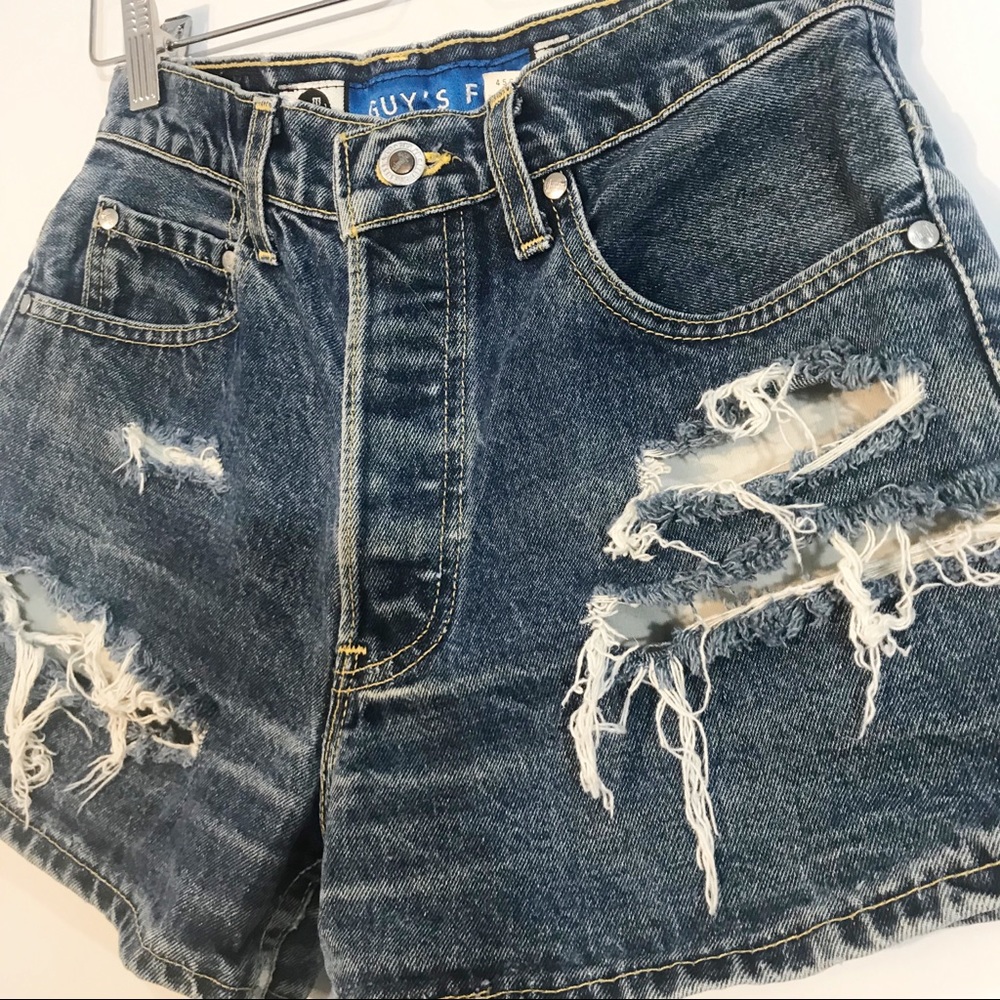 LEVI’S Vintage Silver Tab Guy’s Fit Jean Shorts - Picture 3 of 10